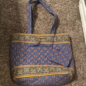 MaggieB floral quilted tote bag with coin purse